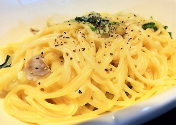 ほうれん草のクリームパスタ